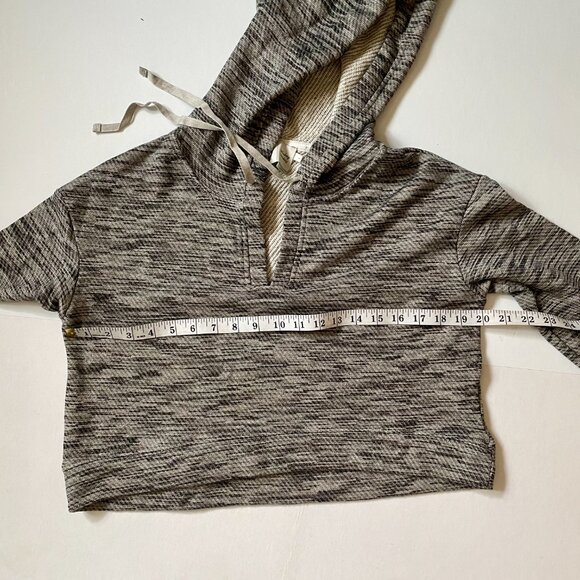 Long sleeve crop top sweater, Tie neck hoodie - Picture 8 of 9